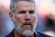 Brett Favre (Image via Getty/Ronald Martinez)